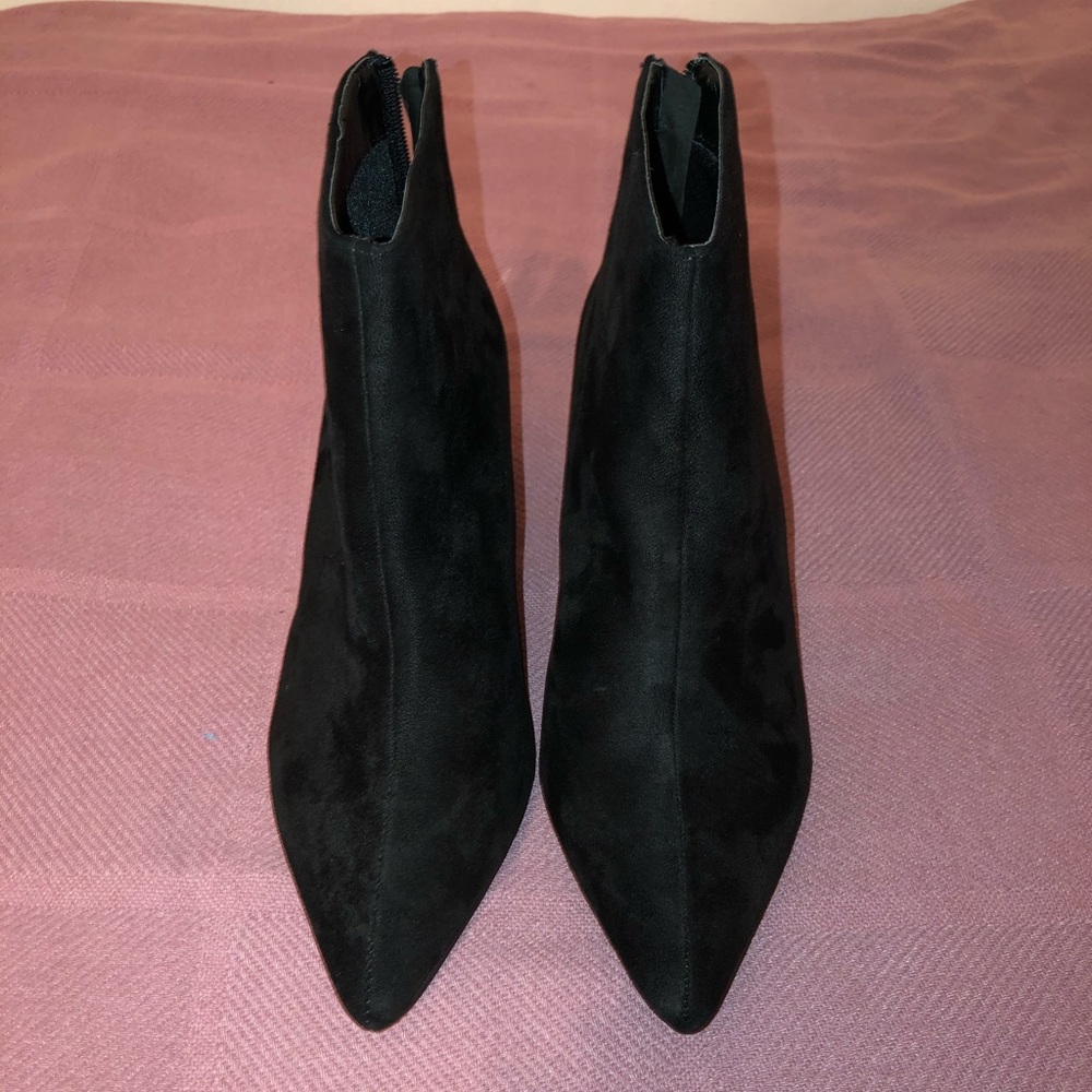 Beautiful Booties - Picture 3 of 7